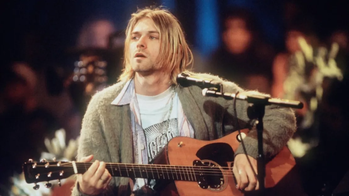 Kurt Kobain : une guitare brisée s'adjuge à 600 000$